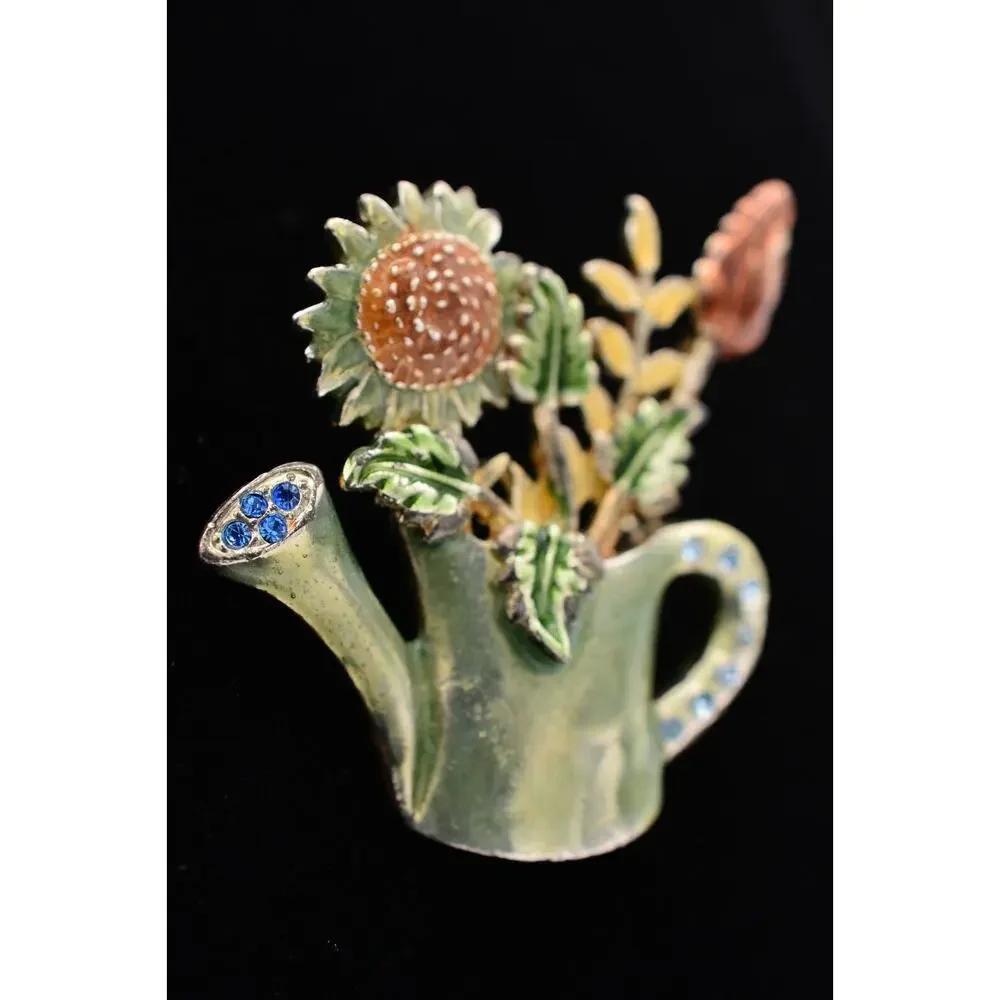 KC Vintage Flower Watering Can Pin Brooch Spring Garden Enamel Signed 90s Bin5A